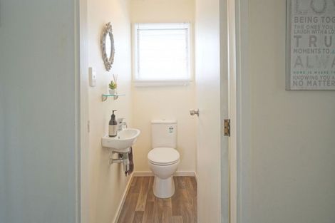 Photo of property in 52 Fergusson Street, Stoke, Nelson, 7011