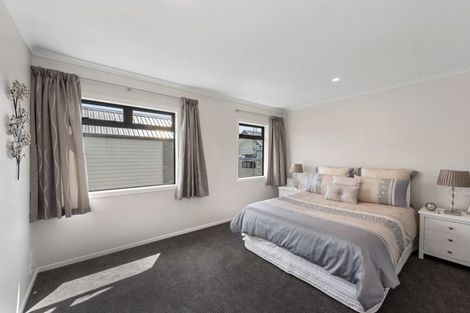 Photo of property in 1/15 Jones Crescent, Melville, Hamilton, 3206
