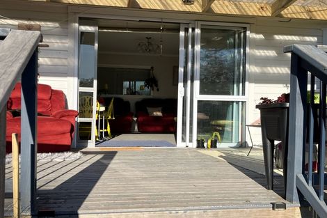 Photo of property in 24 Johnson Street, Milton, 9220