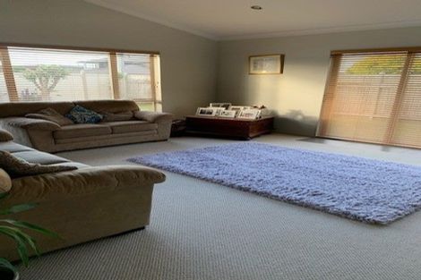 Photo of property in 76 The Drive, Paraparaumu Beach, Paraparaumu, 5032