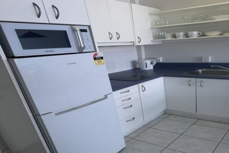 Photo of property in Terrace Tower Apartments, 1d/126 The Terrace, Wellington Central, Wellington, 6011