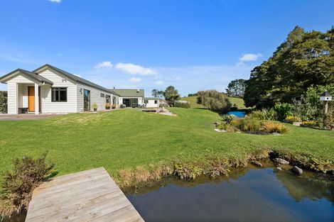 Photo of property in 110 Farmpark Road, Waiuku, 2681