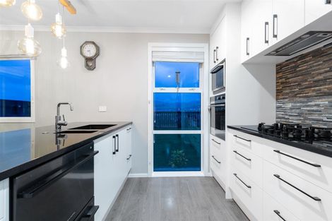 Photo of property in 11 Rotorua Grove, Aotea, Porirua, 5024