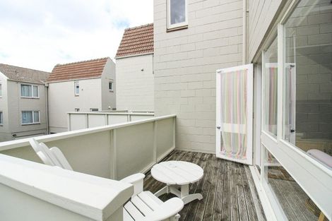 Photo of property in 28 Cottleville Terrace, Thorndon, Wellington, 6011