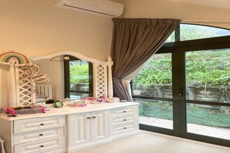 Photo of property in 1/3 Inga Road, Milford, Auckland, 0620