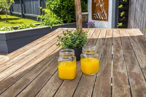 Photo of property in 20 Blue Mountains Road, Silverstream, Upper Hutt, 5019