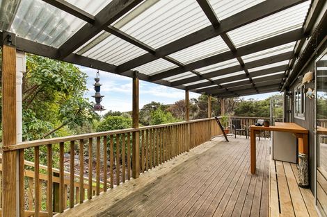 Photo of property in 28 Okoka Road, Omiha, Waiheke Island, 1081