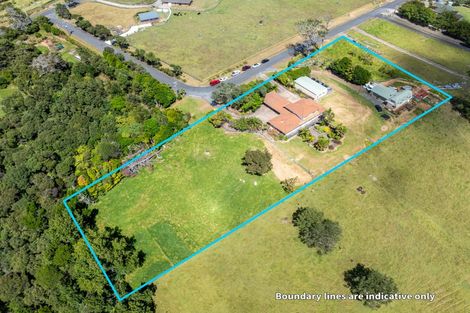 Photo of property in 14 Peters Lane, Taupaki, Henderson, 0782