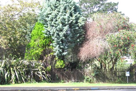 Photo of property in 10 Talavera Place, Te Atatu South, Auckland, 0602