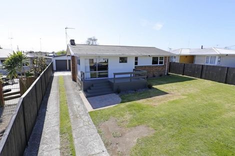 Photo of property in 47 Mears Road, St Andrews, Hamilton, 3200