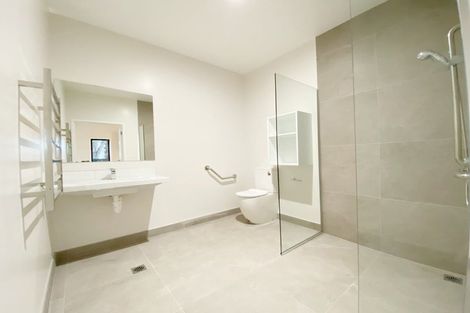 Photo of property in 11 Whakarato Way, Takanini, 2112