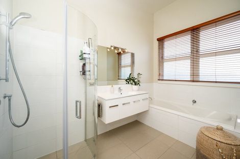 Photo of property in 55 Puflett Road, Havelock North, 4130