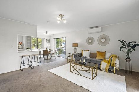 Photo of property in 2/122 Finlayson Avenue, Clendon Park, Auckland, 2103