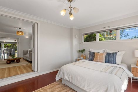 Photo of property in 223 Memorial Avenue, Burnside, Christchurch, 8053