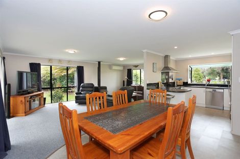 Photo of property in 21 Raumai Road, Bulls, 4894