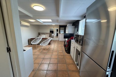 Photo of property in 1/6 Stansfield Place, Sunnyhills, Auckland, 2010