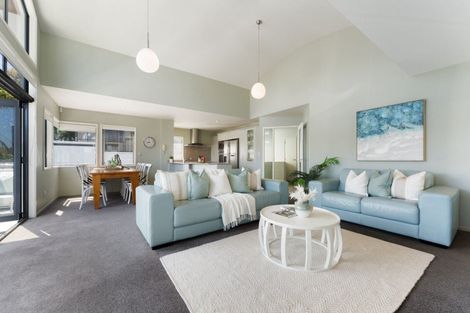 Photo of property in 6b Oceanview Road, Mount Maunganui, 3116