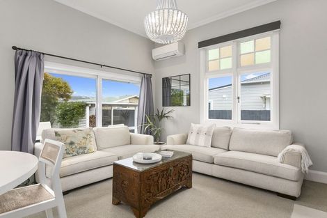 Photo of property in 82 Moreau Street, Saint Kilda, Dunedin, 9012