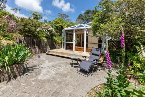 Photo of property in 18 Kiwi Crescent, Tawa, Wellington, 5028