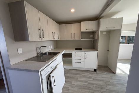 Photo of property in 4 Stella Place, Manurewa, Auckland, 2102