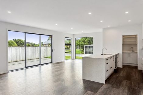 Photo of property in 47 Hudson Place, Paraparaumu, 5032