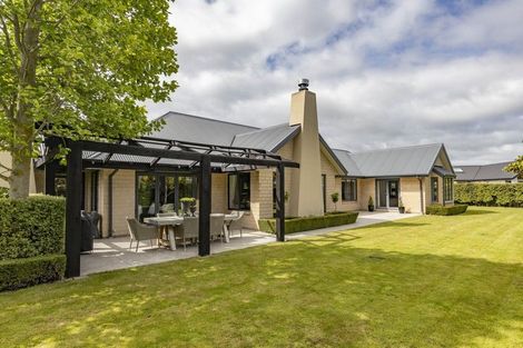 Photo of property in 37 Enverton Drive, Rangiora, 7400