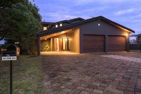 Photo of property in 74 Bramley Drive, Farm Cove, Auckland, 2012
