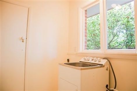 Photo of property in 229 Avonhead Road, Avonhead, Christchurch, 8042