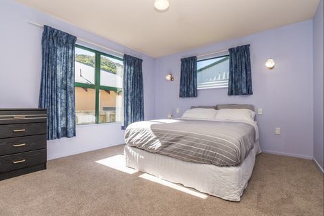 Photo of property in 24 Cornwall Street, Arrowtown, 9302