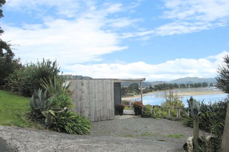 Photo of property in 161 Paku Drive, Tairua, 3508