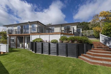 Photo of property in 59 Trelissick Crescent, Ngaio, Wellington, 6035