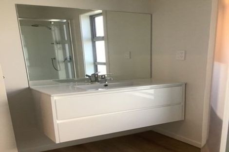 Photo of property in 27 Mcgrath Way, Taita, Lower Hutt, 5011