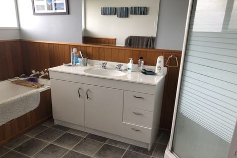 Photo of property in 11 Partington Place, Beerescourt, Hamilton, 3200