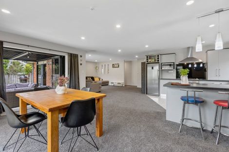 Photo of property in 10c Virginia Place, Whalers Gate, New Plymouth, 4310