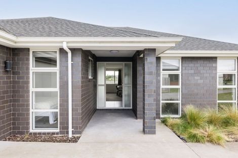 Photo of property in 13 Hehan Close, Cambridge, 3434