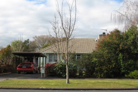 Photo of property in 18 Casey Avenue, Fairfield, Hamilton, 3214