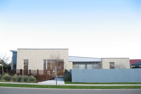 Photo of property in 35 Palmbrook Avenue, Havelock North, 4130