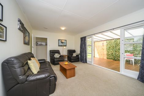 Photo of property in 10 Rimu Place, Cloverlea, Palmerston North, 4412