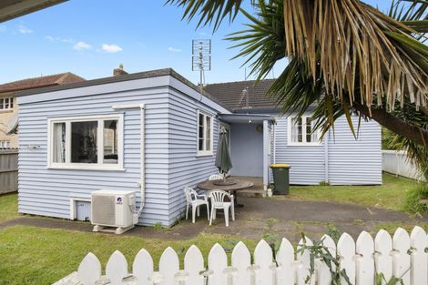Photo of property in 85a Victoria Street, Pukekohe, 2120