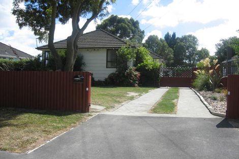 Photo of property in 42 Auburn Avenue, Upper Riccarton, Christchurch, 8041