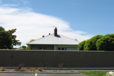 Photo of property in 232 Geraldine Street, Edgeware, Christchurch, 8013