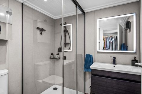 Photo of property in 9 Kelso Street, Roxburgh, 9500