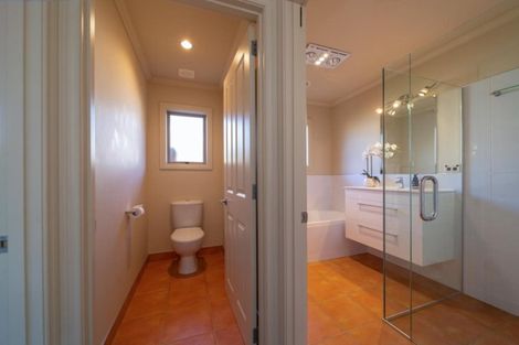 Photo of property in 4 Coburn Place, Lake Hayes, Queenstown, 9304