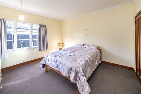 Photo of property in 8 Peakes Road, Saint Johns Hill, Whanganui, 4501