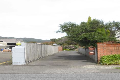 Photo of property in 90b Epuni Street, Epuni, Lower Hutt, 5011