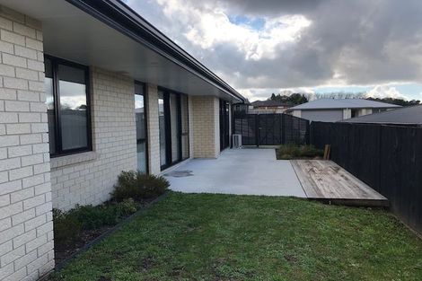 Photo of property in 36 Fairfax Crescent, Pyes Pa, Tauranga, 3112