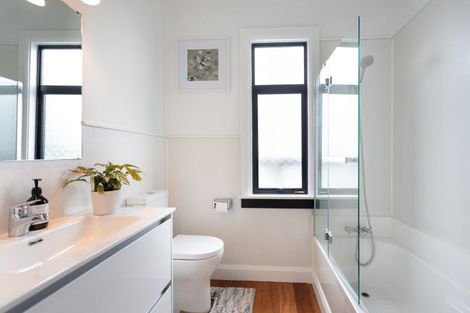 Photo of property in 23 Guy Avenue, Takaro, Palmerston North, 4410