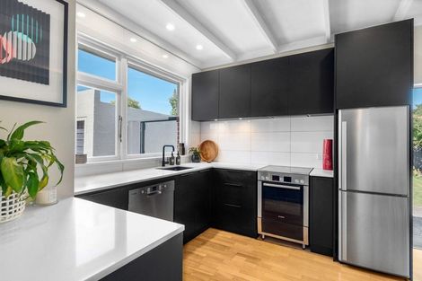 Photo of property in 14 Wilson Avenue, Saint Clair, Dunedin, 9012