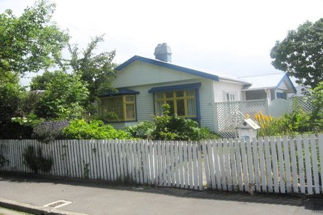 Photo of property in 25 Norwood Street, Beckenham, Christchurch, 8023