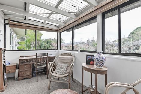 Photo of property in 17 Muritai Crescent, Havelock North, 4130